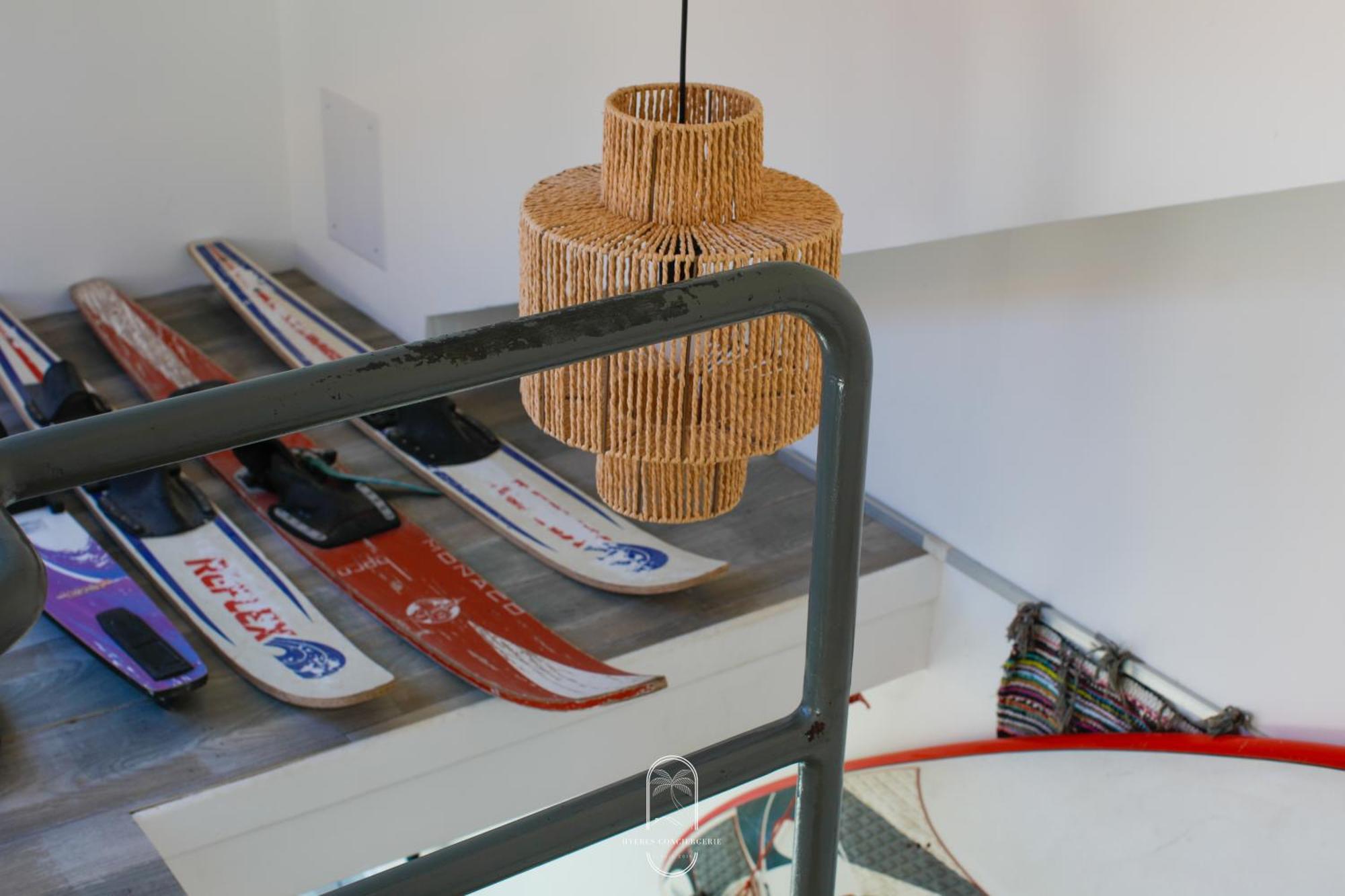 Maison Sur L'Eau-Hyeres-Almanarre-Parkings Clim Wifi By Hc ภายนอก รูปภาพ
